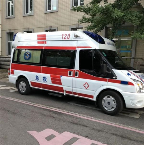 福海选择我们的救护车出租,开启安心转院之旅